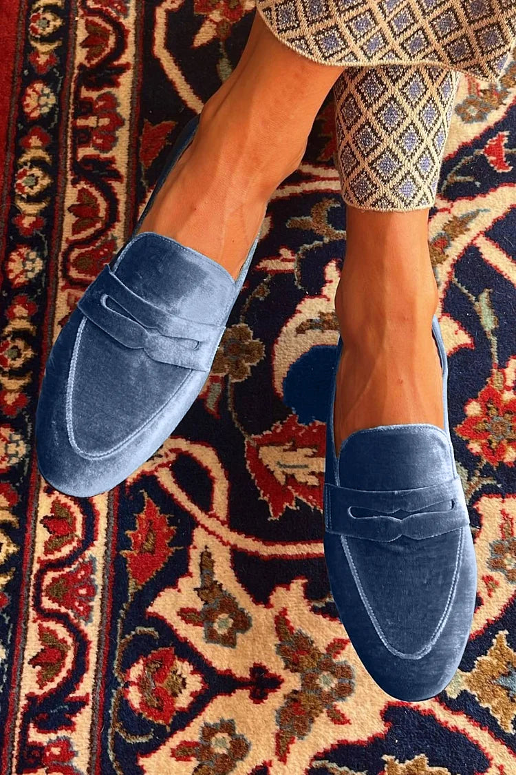 CAMILA | Klasyczne slip-on mokasyny o nieprzemijającym uroku
